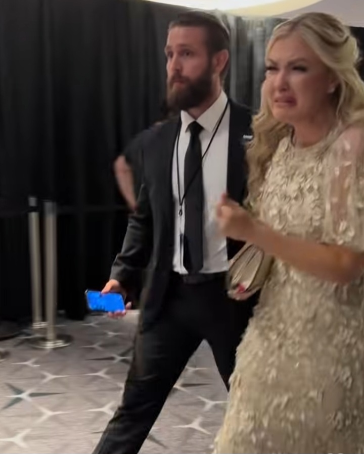 Momenti kur Erika Kirk shpërthen në lot: “Dua vetëm të shkoj në shtëpi